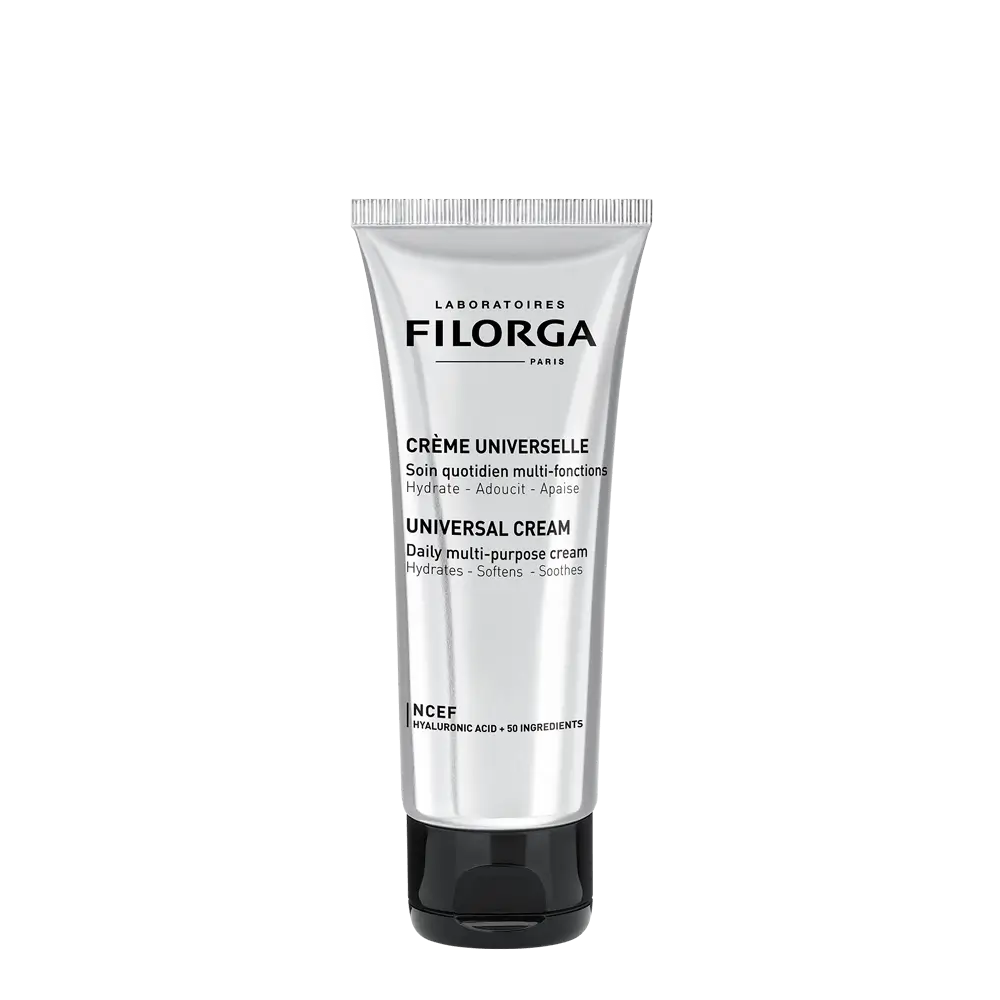 Textura branca do creme Filorga Universal Cream sobre fundo branco.